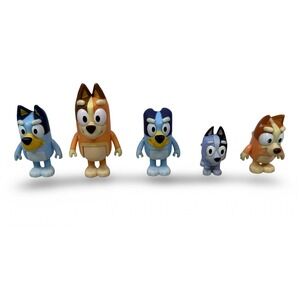 Bluey Family and Friends 5-Piece Figure Set Moose Toys Bluey Bingo Bandit Chilli